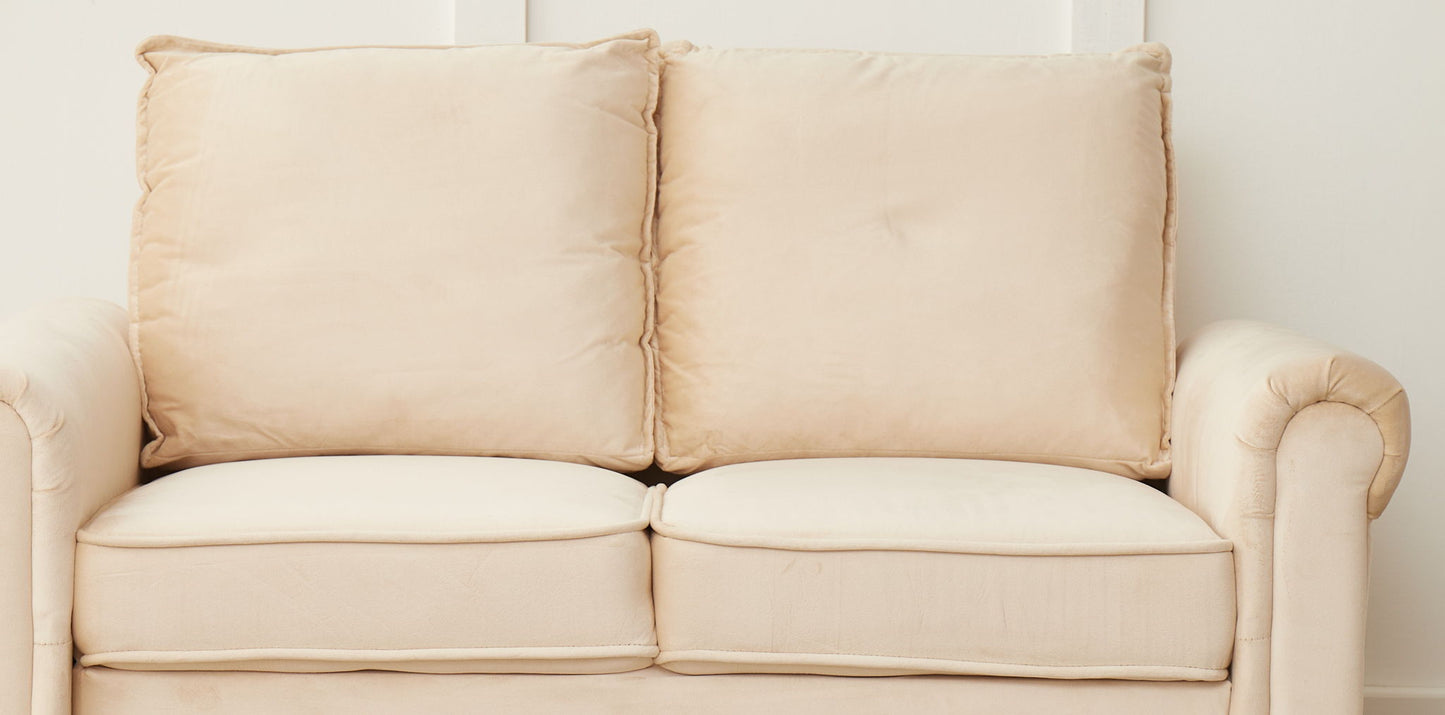 Graceful Design Comfort Loveseat